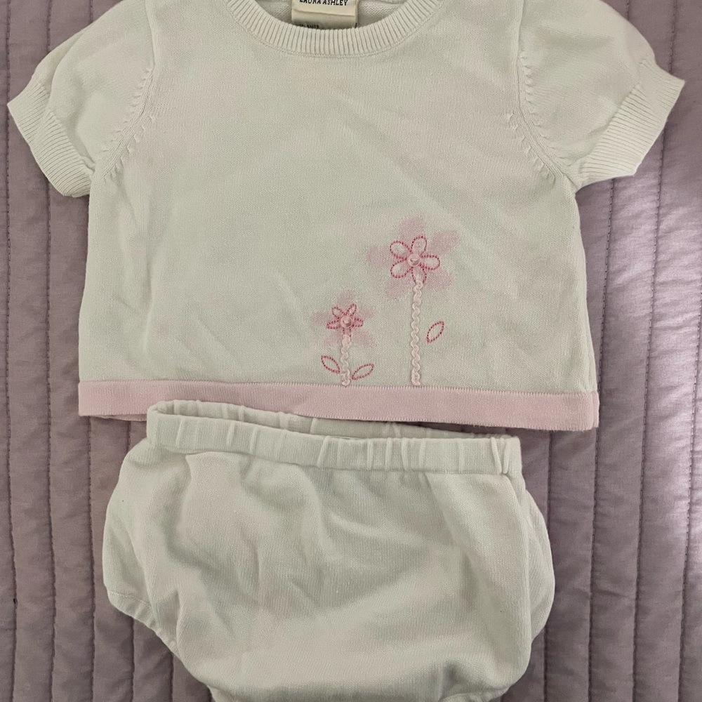Laura Ashley baby set. Size 9 months.